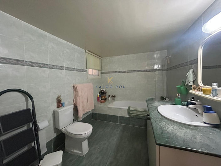 Image No.18-3 Bed House for sale