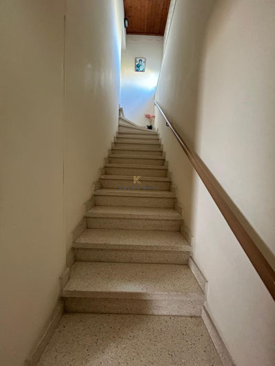 Image No.19-3 Bed House for sale