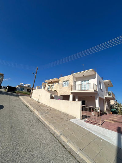 Image No.30-3 Bed House for sale