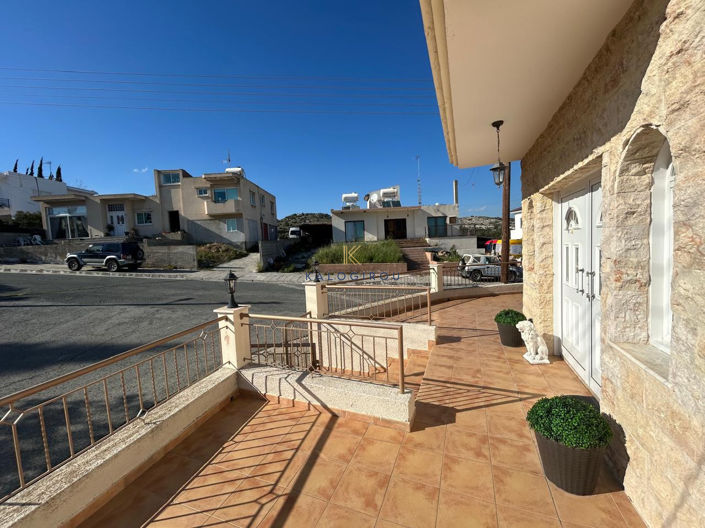 Image No.34-3 Bed House for sale