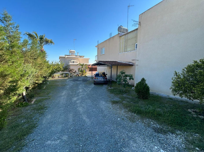 Image No.37-3 Bed House for sale