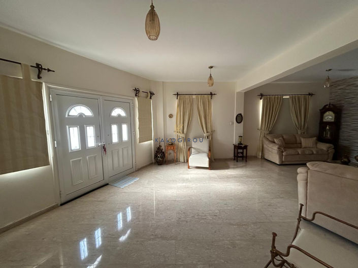 Image No.4-3 Bed House for sale