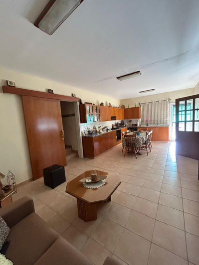 Image No.8-3 Bed House for sale