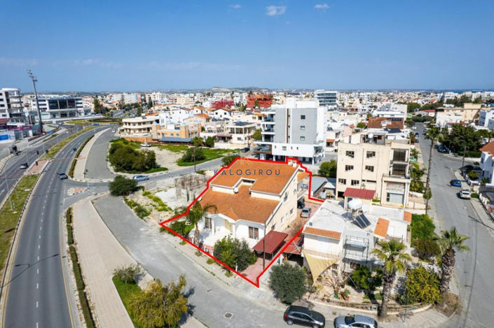 Image No.3-3 Bed House for sale