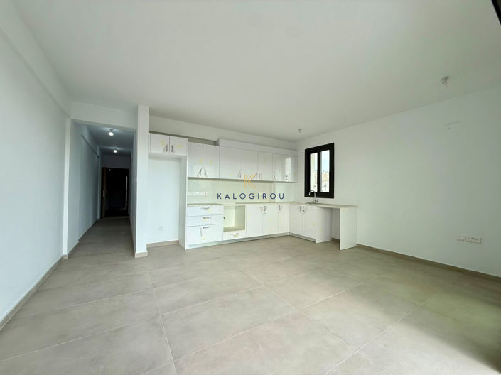 Image No.4-Appartement de 2 chambres à vendre à Oroklini