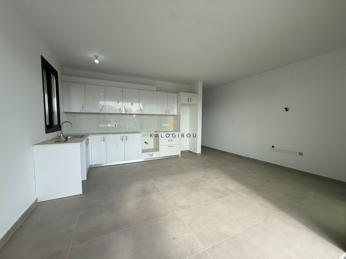 Image No.4-Appartement de 2 chambres à vendre à Oroklini