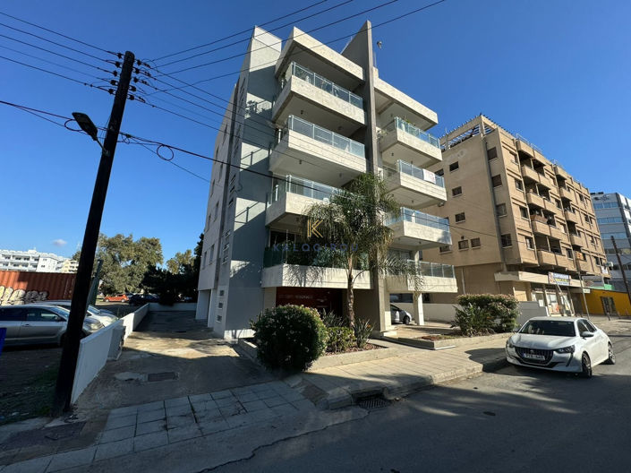 Image No.25-2 Bed Apartment for sale