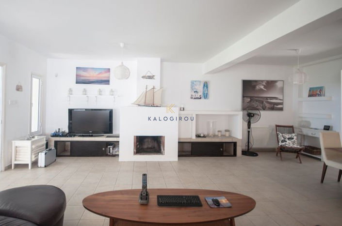 Image No.6-Maison de 4 chambres à vendre à Pervolia