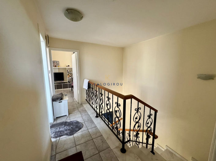 Image No.7-2 Bed House for sale
