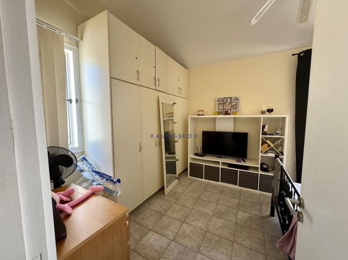 Image No.9-2 Bed House for sale