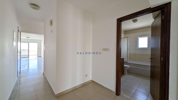 Image No.14-3 Bed Apartment for sale