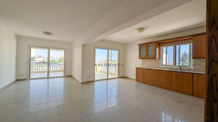 Image No.17-3 Bed Apartment for sale