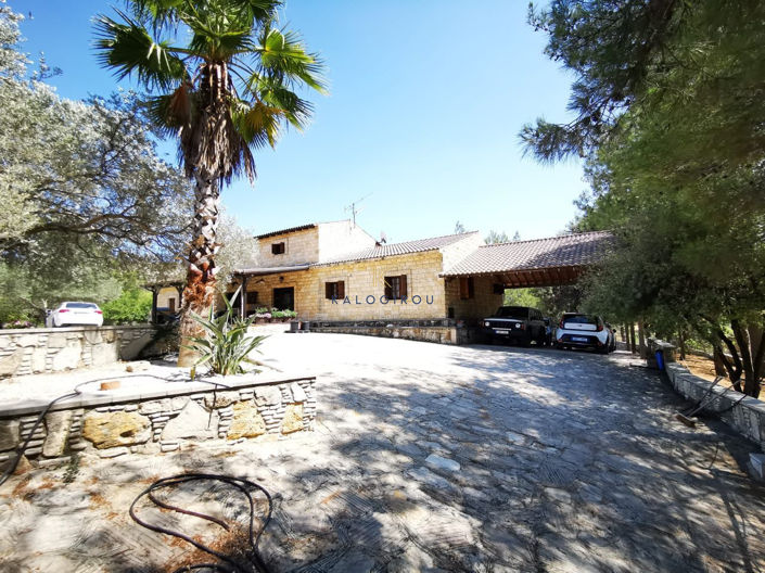 Image No.19-4 Bed House for sale