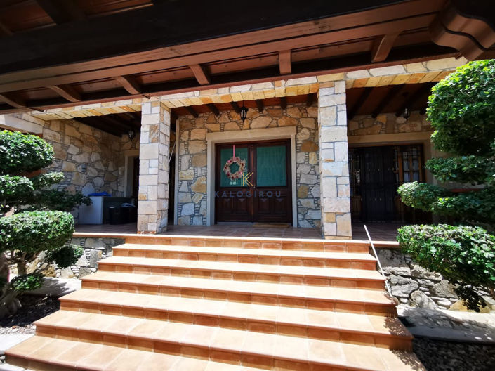 Image No.7-4 Bed House for sale
