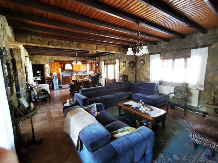 Image No.9-4 Bed House for sale