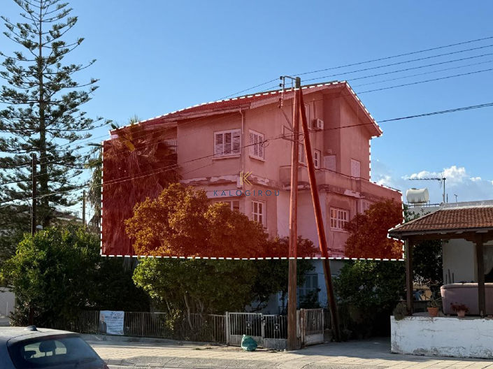 Image No.18-3 Bed House for sale