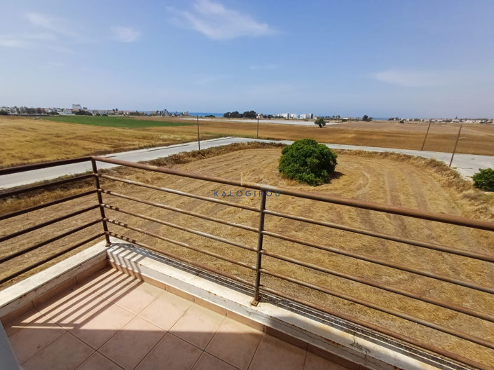Image No.14-2 Bed Apartment for sale