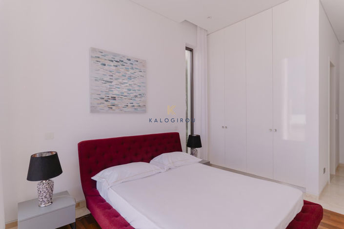 Image No.19-4 Bed House for sale