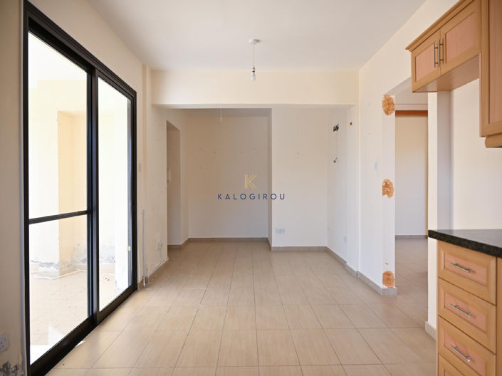 Image No.2-Appartement de 2 chambres à vendre à Tersefanou