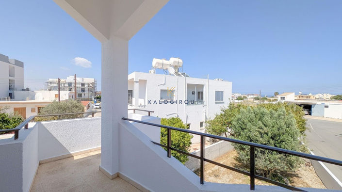 Image No.16-3 Bed House for sale