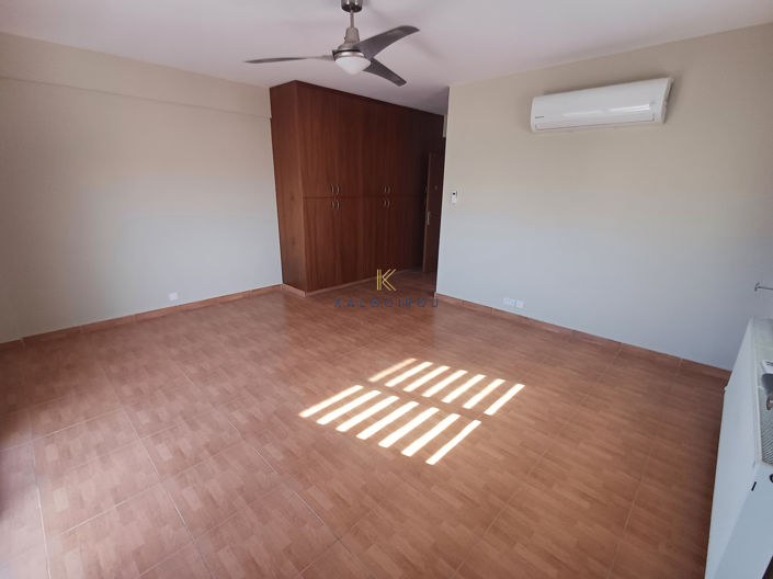 Image No.12-4 Bed House for sale