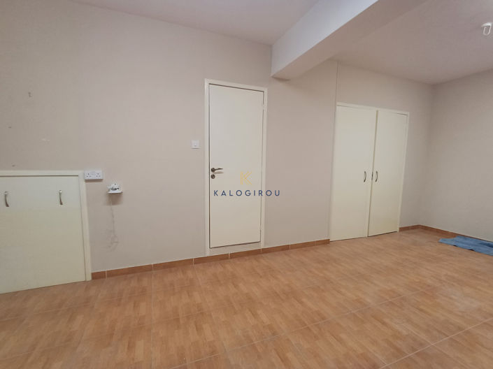Image No.15-4 Bed House for sale