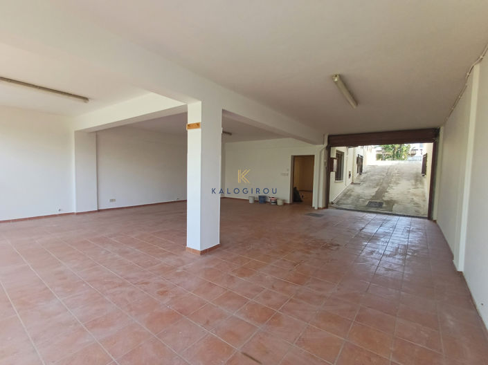 Image No.20-4 Bed House for sale