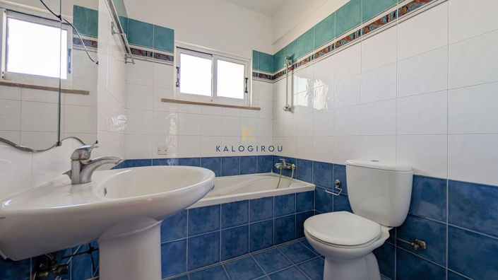 Image No.15-3 Bed Apartment for sale