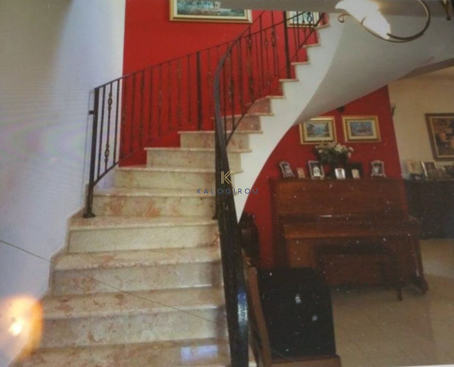 Image No.7-4 Bed House for sale
