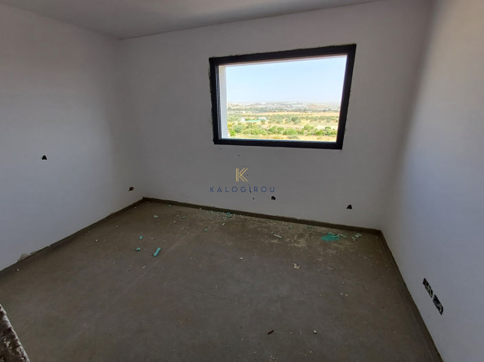 Image No.14-3 Bed Apartment for sale