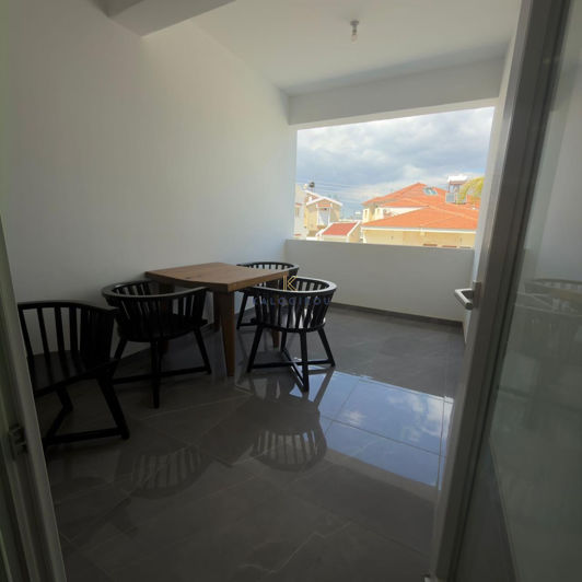 Image No.13-3 Bed Apartment for sale