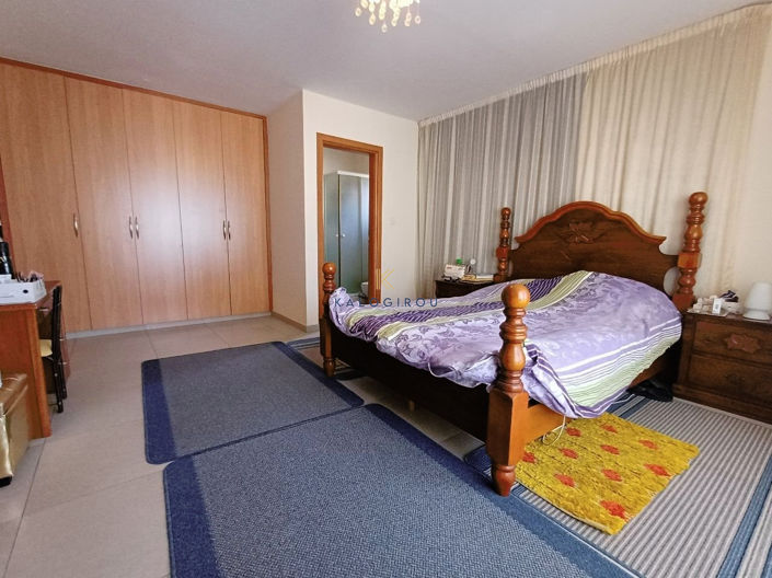 Image No.14-4 Bed Apartment for sale