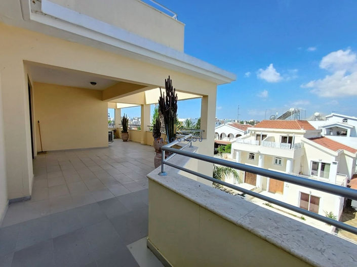 Image No.21-4 Bed Apartment for sale