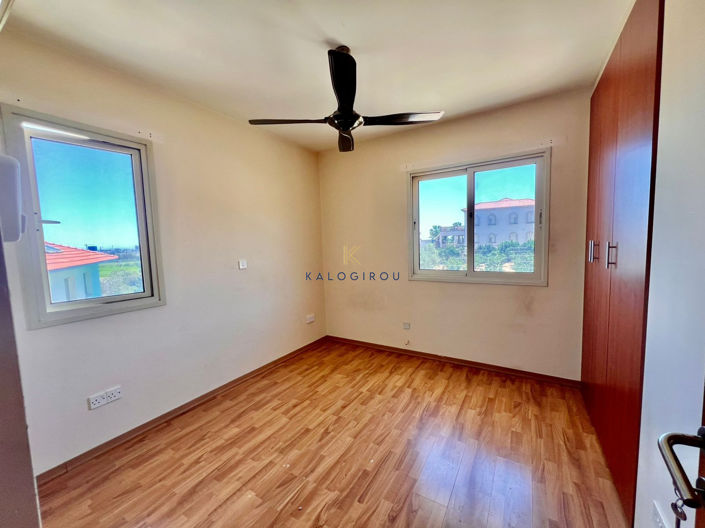 Image No.12-3 Bed House for sale