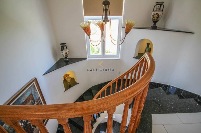 Image No.16-7 Bed House for sale
