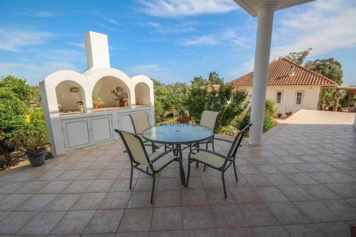 Image No.6-7 Bed House for sale