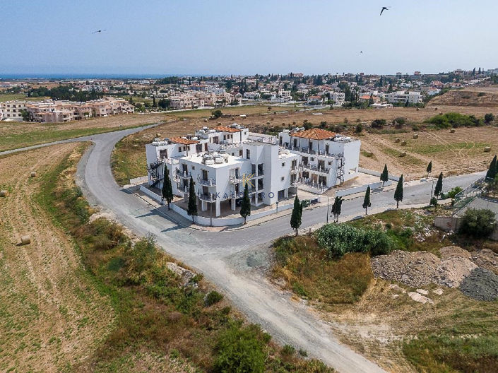 Image No.17-2 Bed Apartment for sale