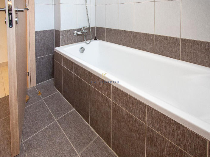 Image No.14-2 Bed Apartment for sale