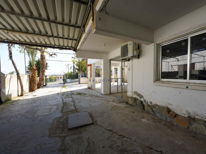 Image No.21-4 Bed House for sale