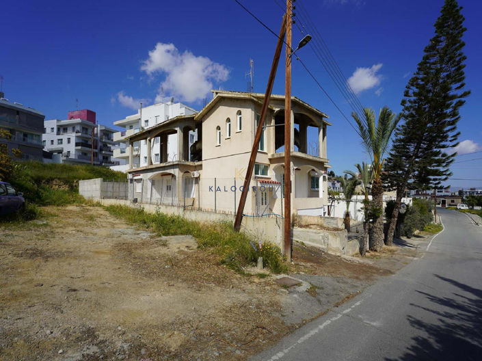 Image No.26-4 Bed House for sale