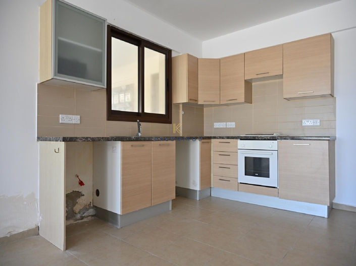 Image No.2-Appartement de 2 chambres à vendre à Pervolia