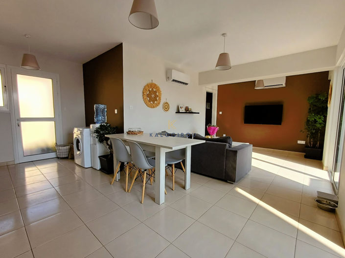 Image No.3-3 Bed Apartment for sale