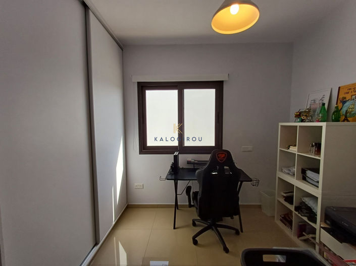 Image No.14-3 Bed House for sale