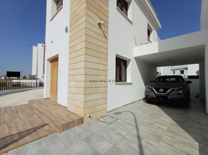 Image No.22-3 Bed House for sale