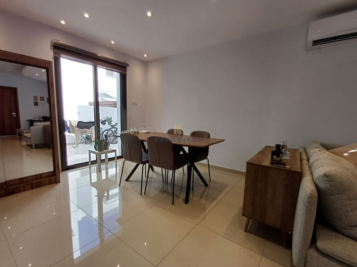 Image No.5-3 Bed House for sale