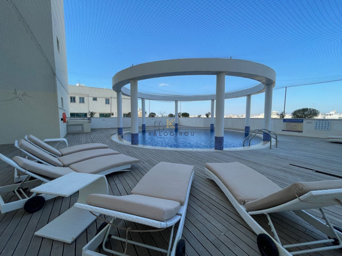 Image No.21-3 Bed Apartment for sale