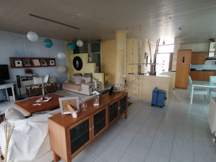 Image No.5-Propriété de 7 chambres à vendre à Dekeleia