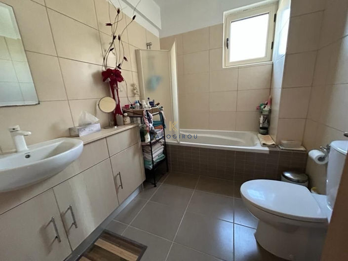 Image No.12-3 Bed Apartment for sale