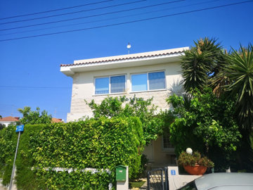 1 - Dekeleia, Maison