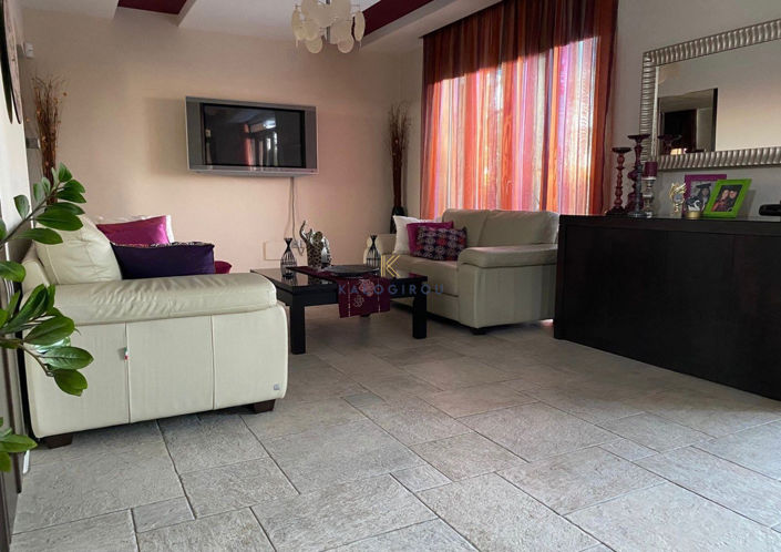 Image No.3-3 Bed House for sale